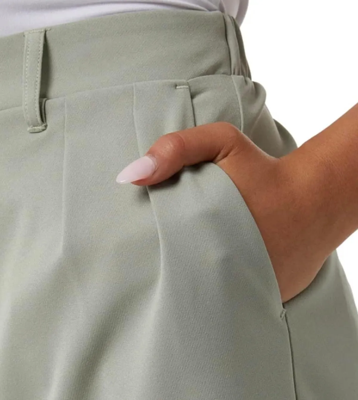 32 Degrees Women Pleated Short