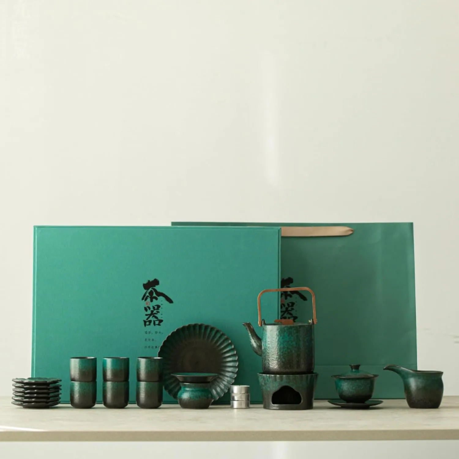 Adult Asian tea set, tea gift set, portable travel bag, home, gift, outdoor and office.Ceramic Kung Fu Tea Set