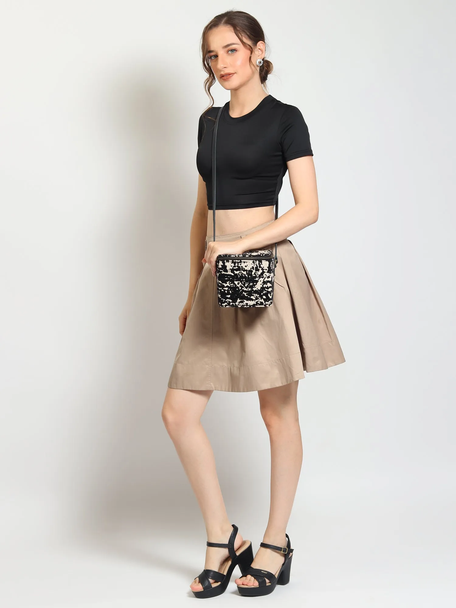 ALIRA - LEATHER & JACQUARD SLING BAG