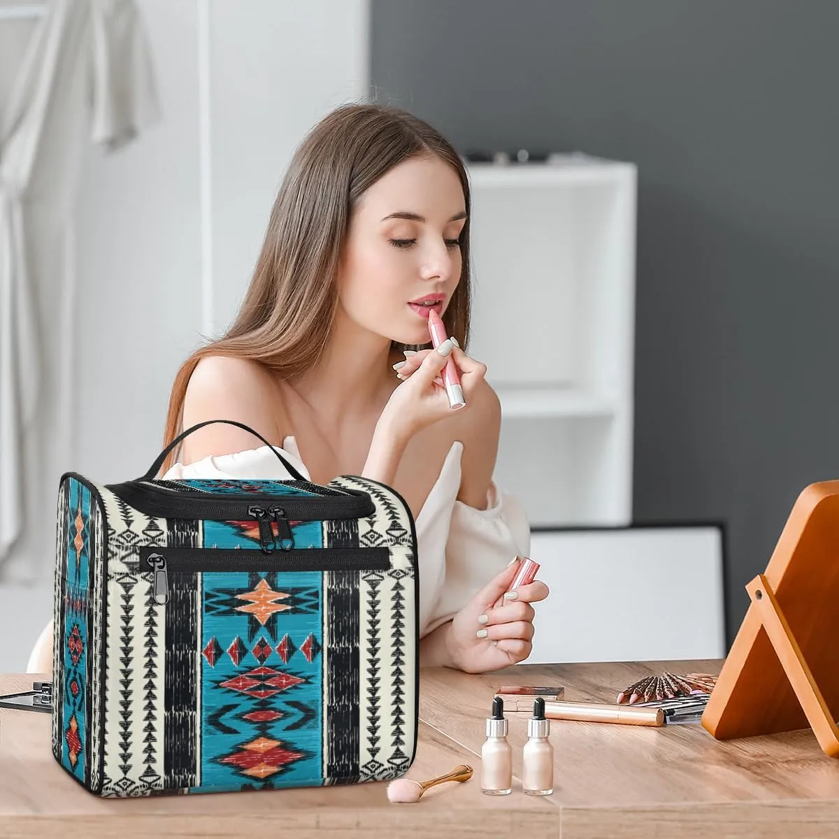 Aztec Western Navajo Pattern Travel Makeup Bag for Women Men Portable Waterproof Cosmetic Bag Large Capacity Toiletry Bag Make up Case Organizer Bathroom Shower Bag with Handle Travel Accessories