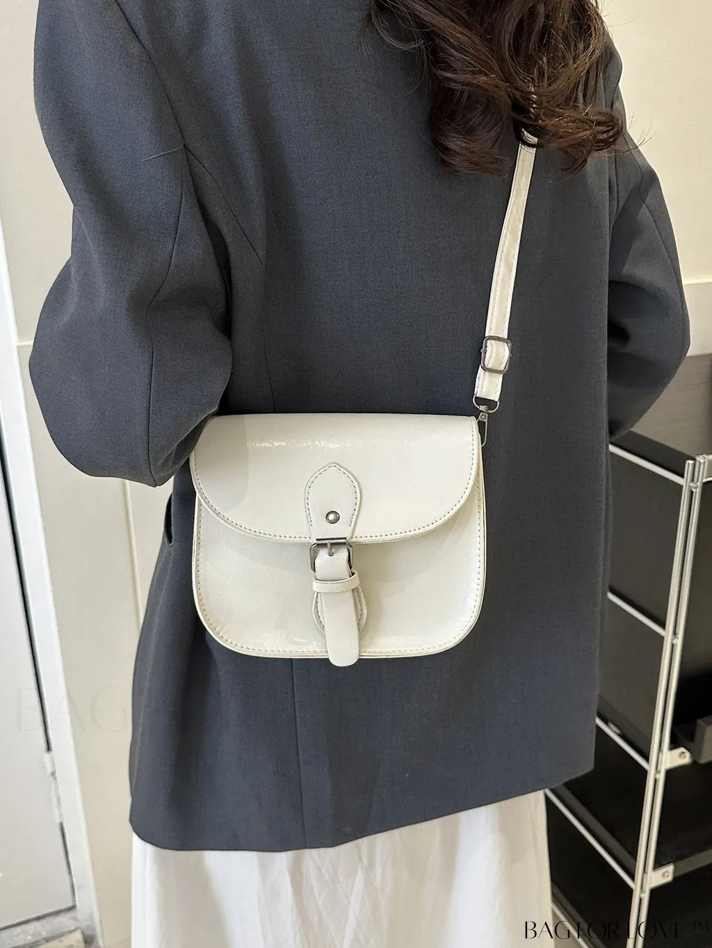 BagForLove - Chic Solid Color Mini Shoulder Bag with Magnetic Clasp for Women