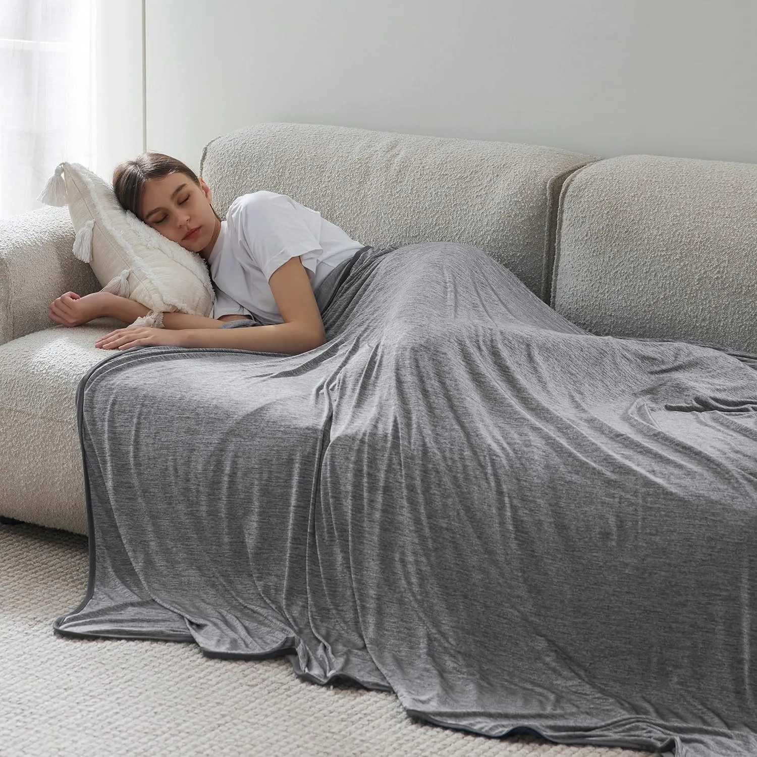 Bedsure Cooling Blanket Queen Size for Hot Sleepers - Spring Summer Blanket for Queen Size Bed with Rayon Derived from Bamboo, Ice Cool Cold Arc-Chill Thin Summer Bedding Essentials, 90x90