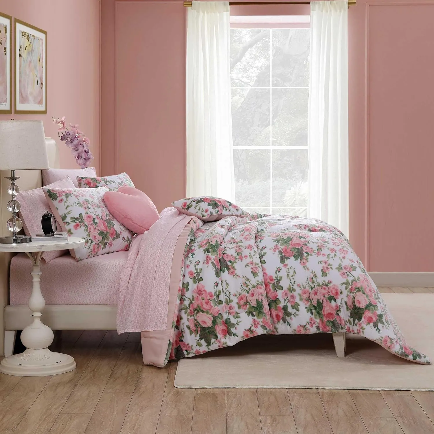 Betsey Johnson - Comforter Set, Super Soft Plush Bedding with Matching Shams & Throw Pillows, Charming Room Essentials (Vintage Floral Pink, Full/Queen)