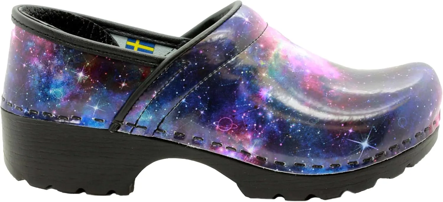 Bjork Women's Swedish Professional Leather Clogs