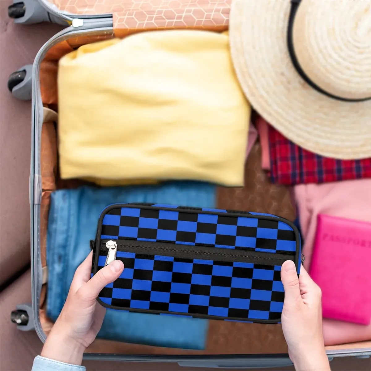 Black Blue Checkerboard Hanging Toiletry Bag,Travel Hygiene Kits for Boys Mens,Waterproof Makeup Carry-on Bags,Cosmetic Bag,TSA Approved Shave Dopp Kit for Toiletries Shower Bathroom Accessories Gifts