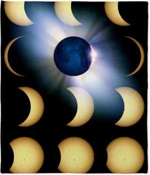 CafePress Total Solar Eclipse, Artwork Throw Blanket Super Soft Fleece Plush Throw Blanket, 60"x50"