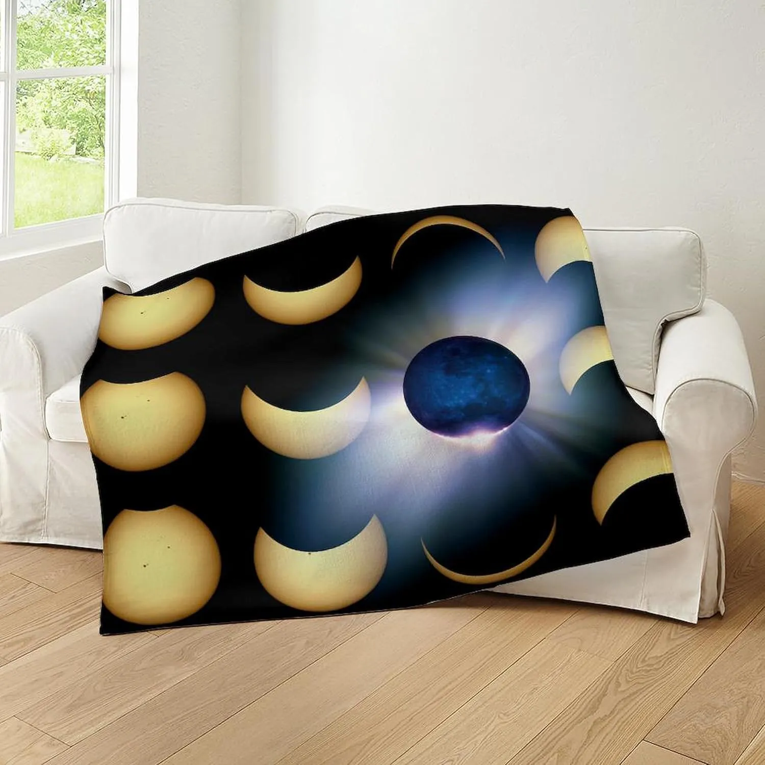 CafePress Total Solar Eclipse, Artwork Throw Blanket Super Soft Fleece Plush Throw Blanket, 60"x50"