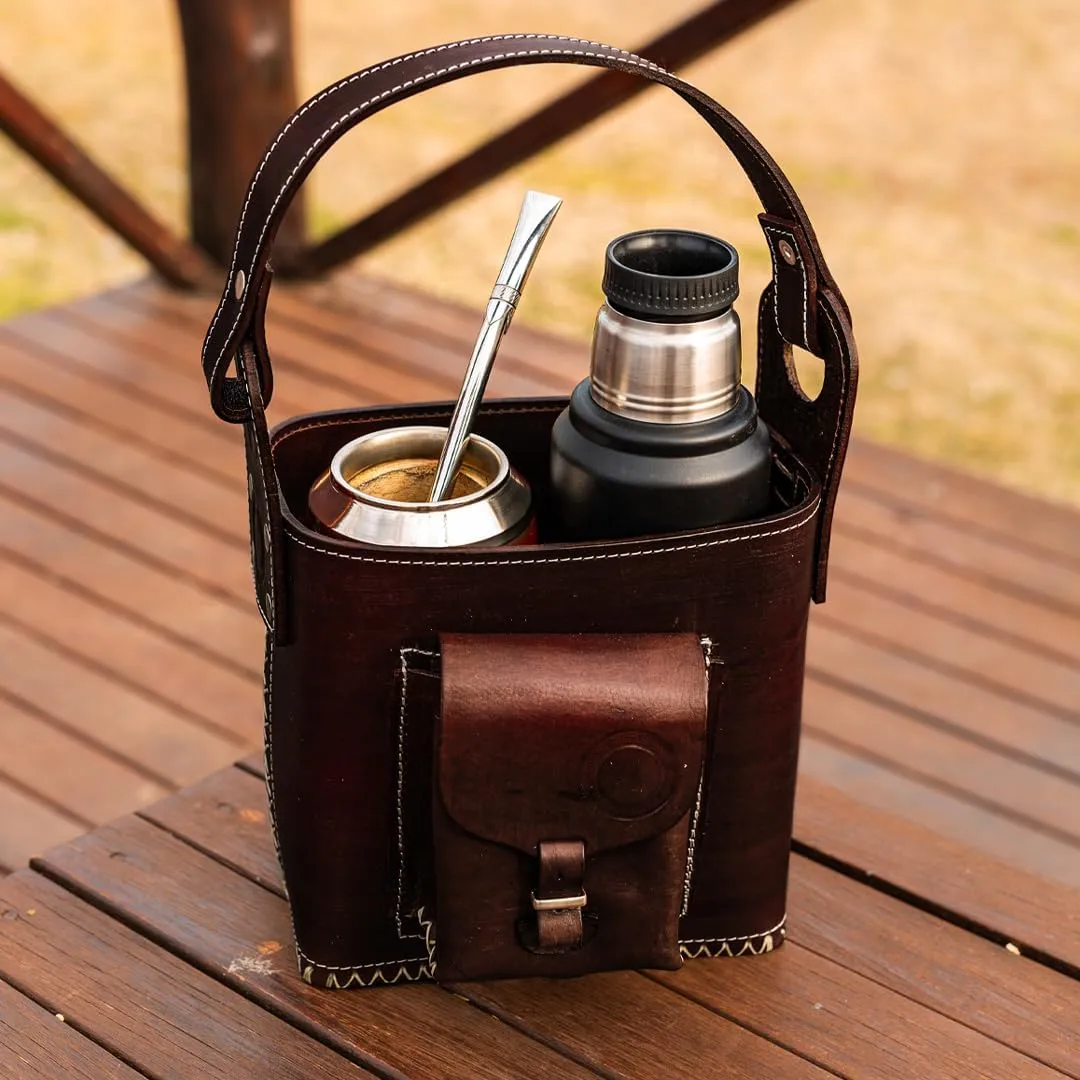 Canasto Matero de Cuero - Handmade Leather Mate Bag with pocket - Carry Bag for Mate Gourd Set and Thermos - CUSHE Mates (Cranberry)