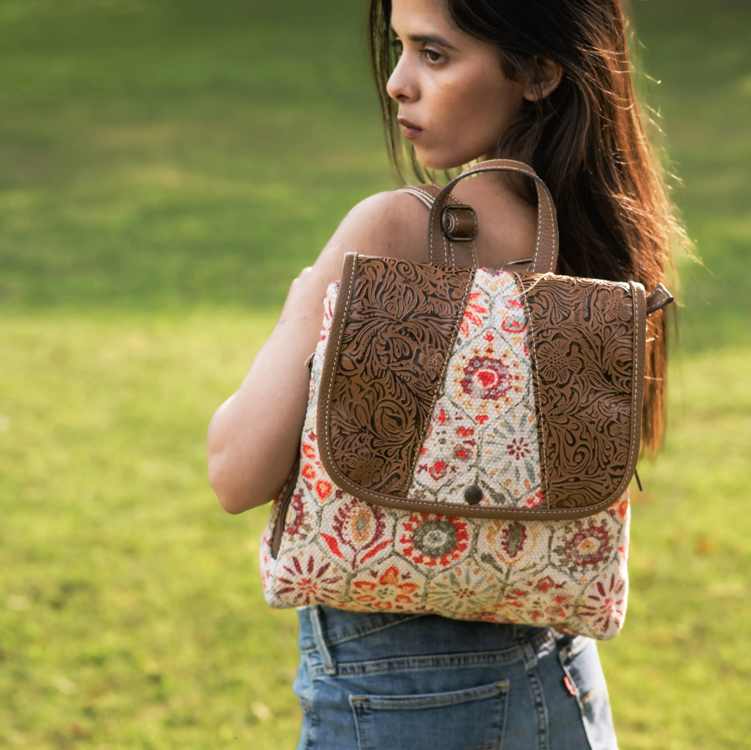 Canvas & Leather Women's Nesti Backpack