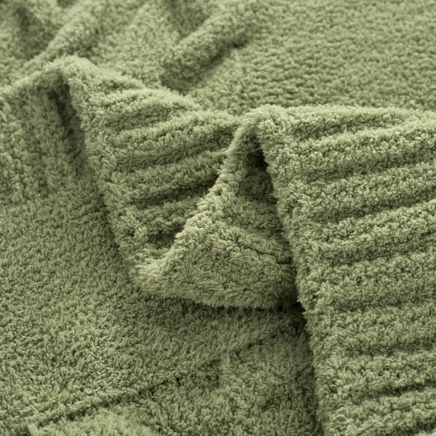 Chunky Knit Blanket Super Soft Cable Fluffy Microfiber Cozy Warm Winter Blankets for Couch Sofa Bed Twin Size 60"X80" Olive Green