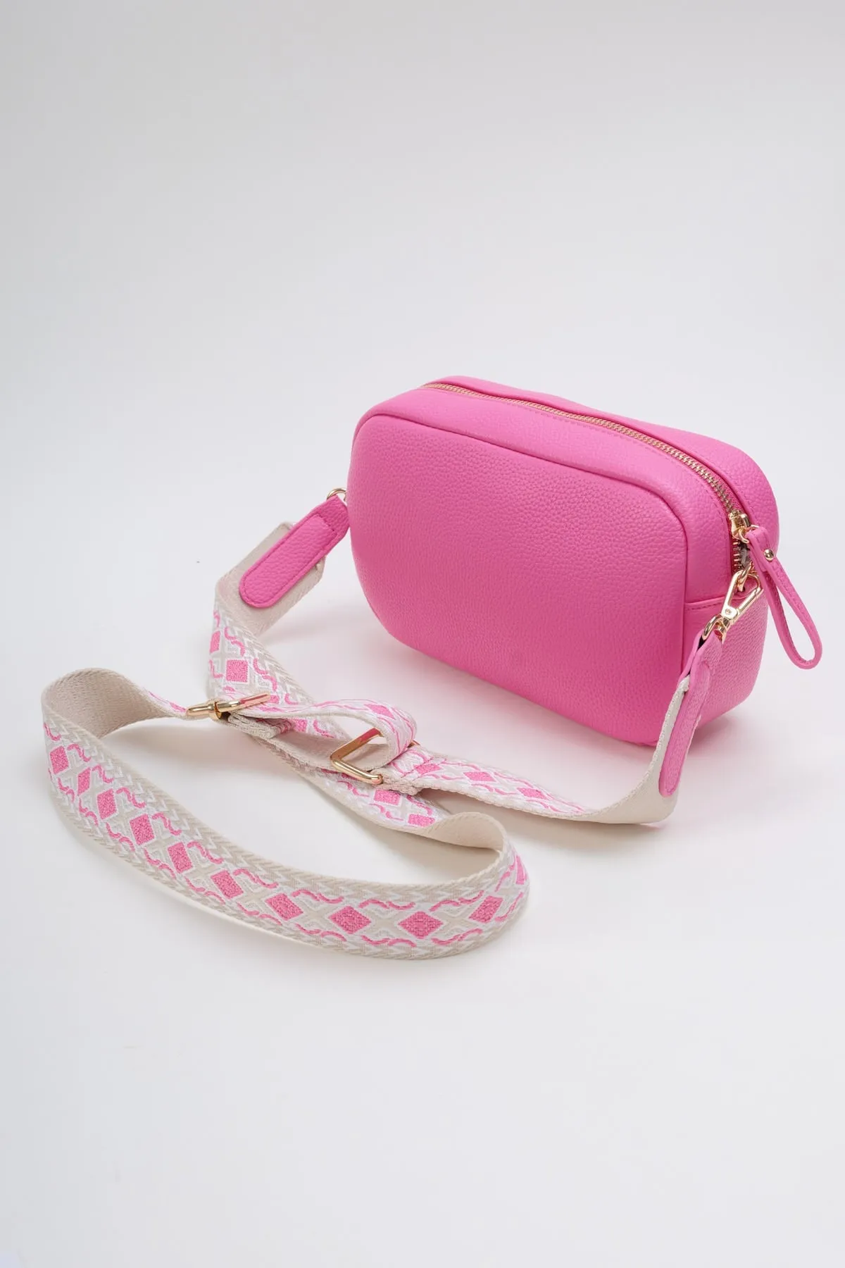 Classic Camera Crossbody Bag in Pink