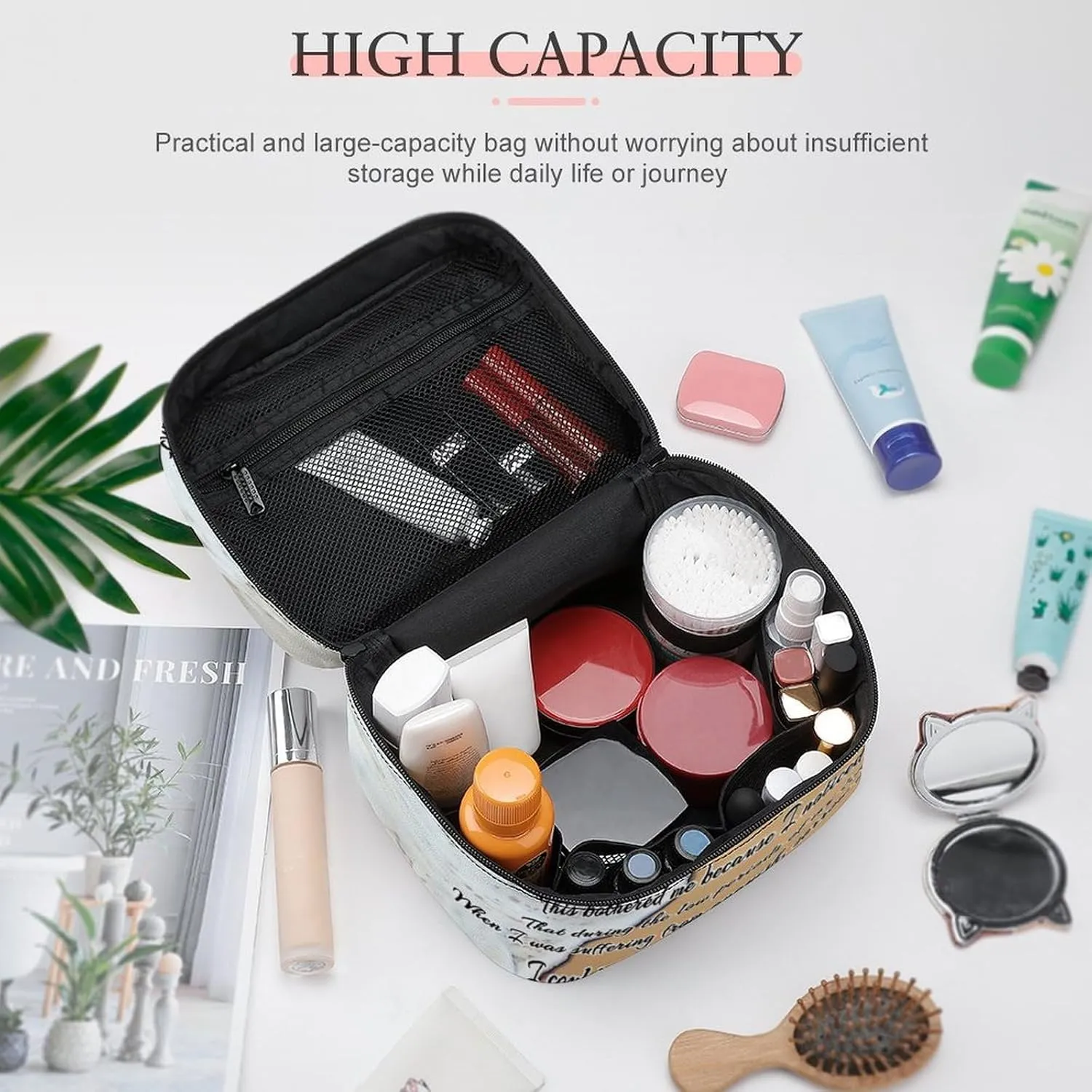 Footprints INthe Sand Convenient Makeup Bag with Large Capacity, Scratch Resistant And Stain Resistant