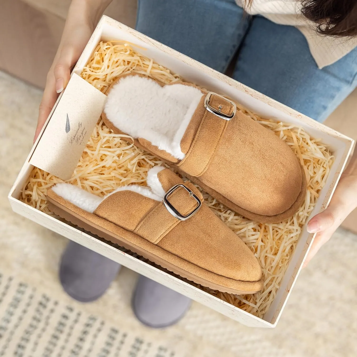Fuzzy Slippers for Women with Memory Foam Warm Winter Suede House Slippers Shoes Indoor Outdoor Gifts For Women Faux Fur Anti-Skid
