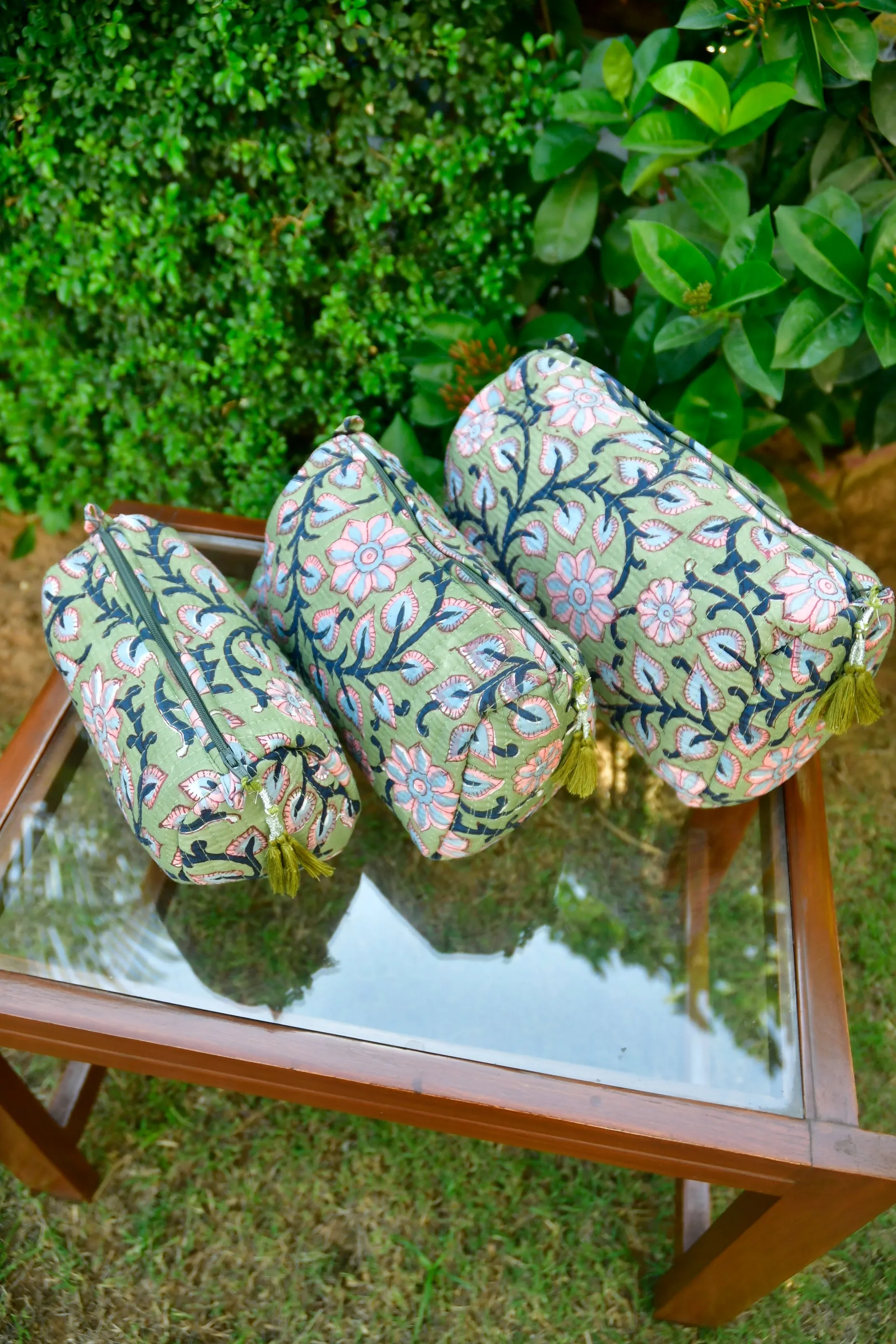 Green Utility Bag (set of 3) : Travel, cosmetic & more