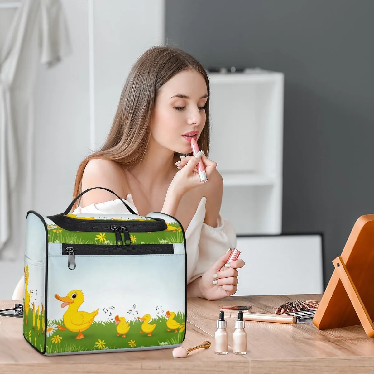 Happy Duck Flower Travel Makeup Bag for Women Men Cute Duck Portable Waterproof Cosmetic Bag Large Capacity Toiletry Bag Make up Case Organizer Bathroom Shower Bag with Handle Travel Accessories