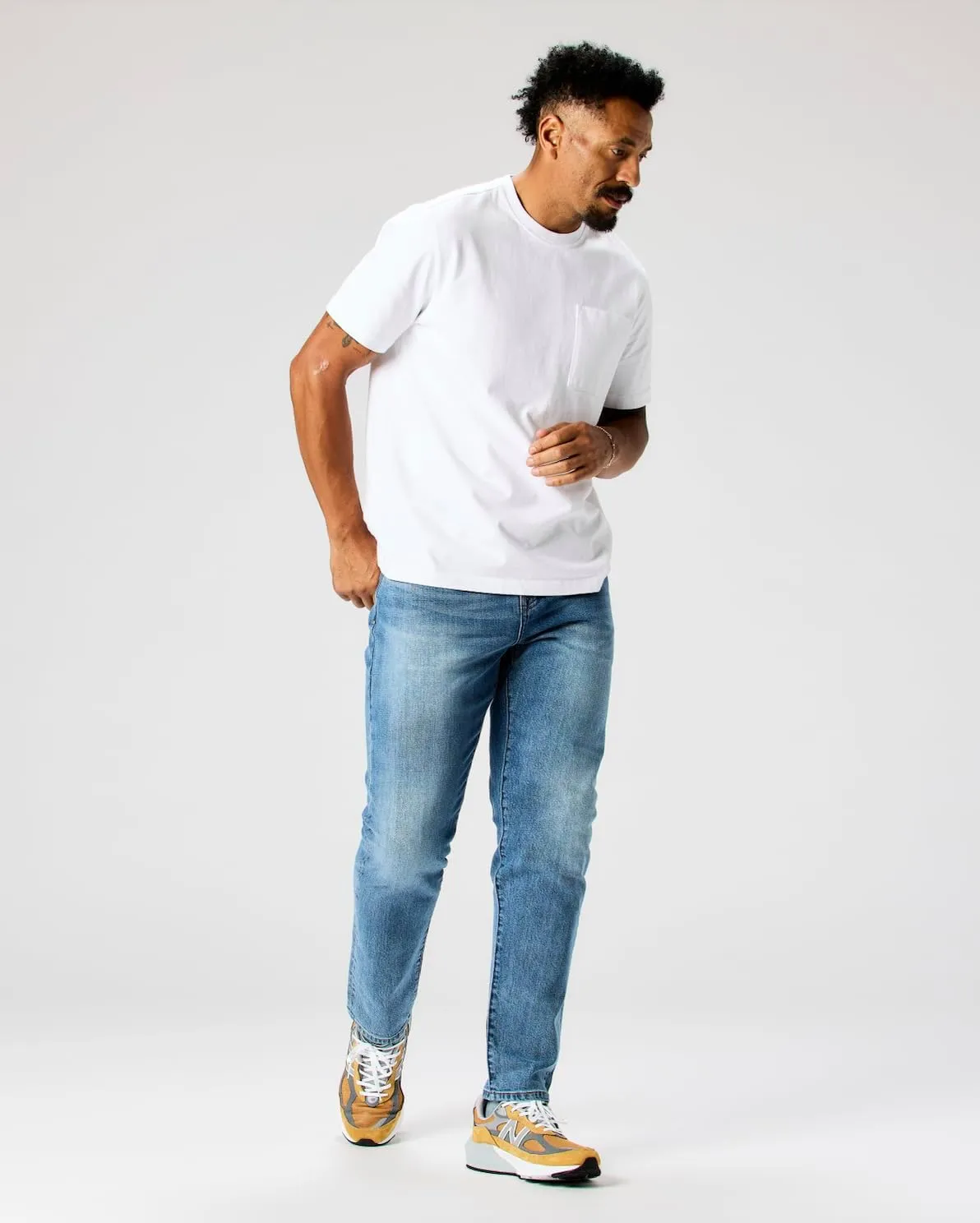 Huckberry Stretch Selvedge Denim Jeans for Men - 11.7 oz Mens Jeans with 1% Stretch, Copper Rivets- Year-Round Men Jeans