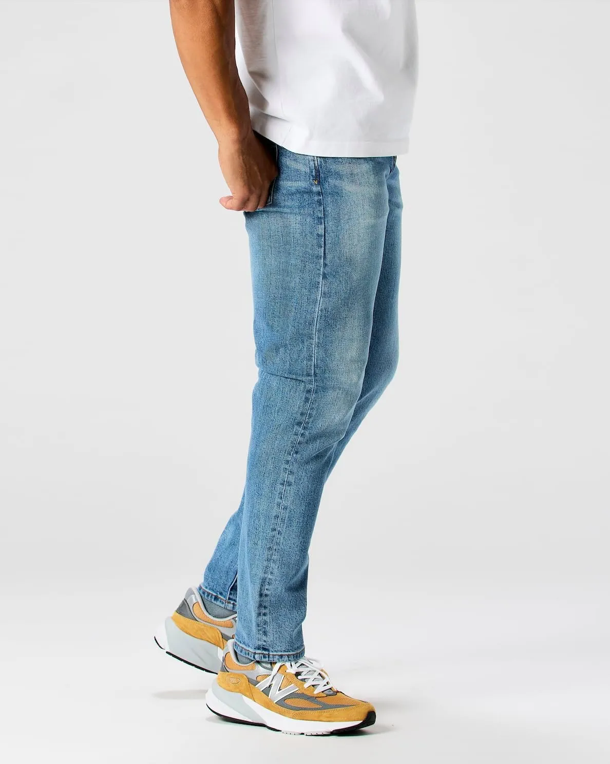 Huckberry Stretch Selvedge Denim Jeans for Men - 11.7 oz Mens Jeans with 1% Stretch, Copper Rivets- Year-Round Men Jeans