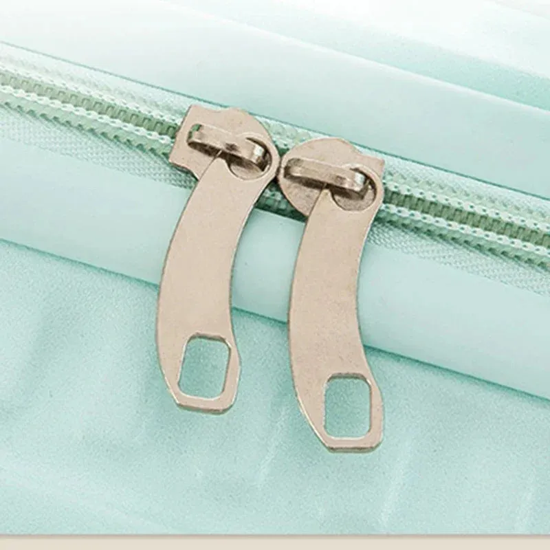 Iliana | Stylish & Lightweight Multiple Storage Makeup Case
