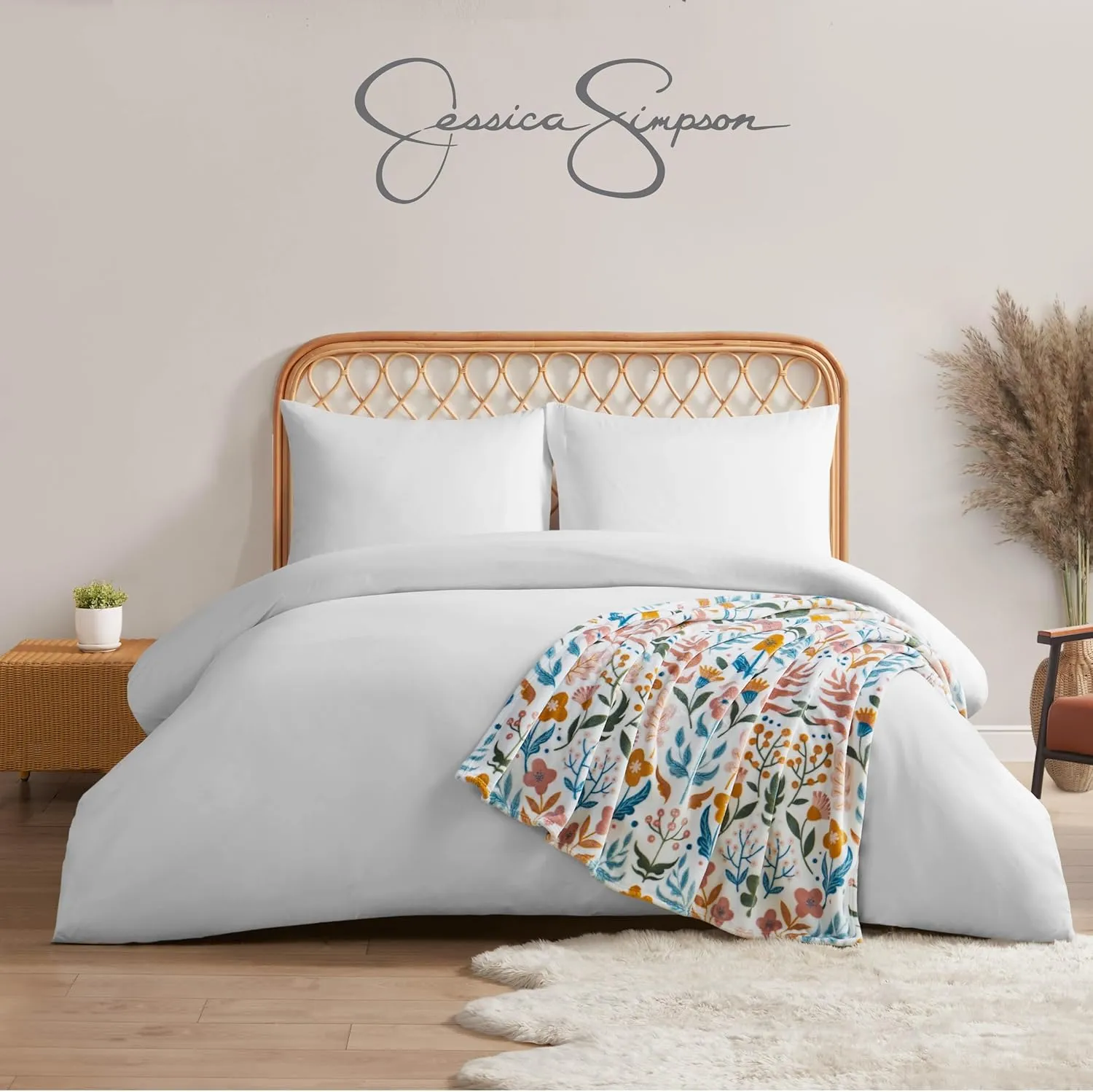 Jessica Simpson Plush 50"X70" Throw Blanket - Mila Floral - Luxurious Plush Blanket for Ultimate Comfort and Cozy Warmth