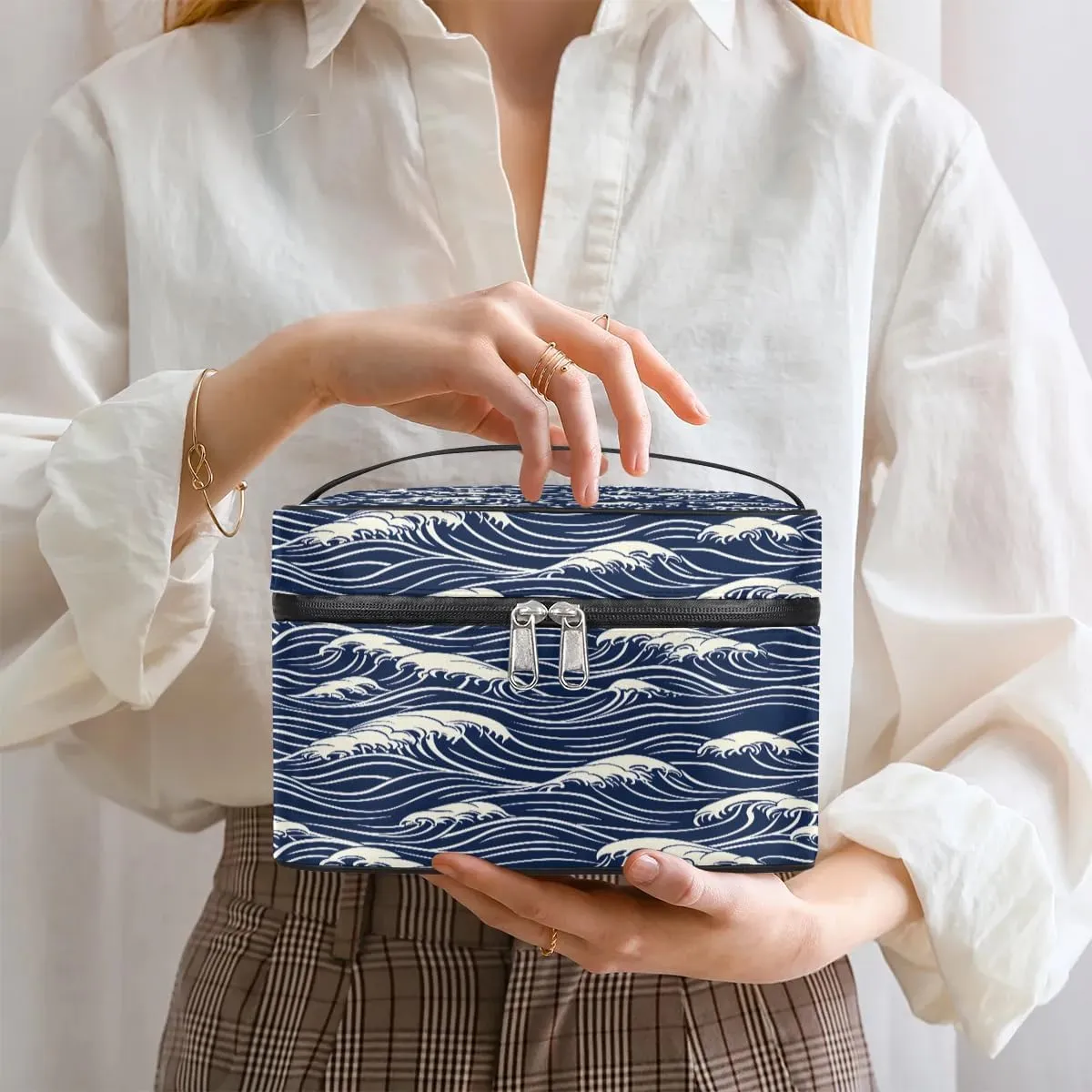 Makeup Bag Large Seawater Print Toiletry Bag for Women Travel Cosmetic Bag Portable Makeup Bag for Bottles Brushes Lipstick Skin Care