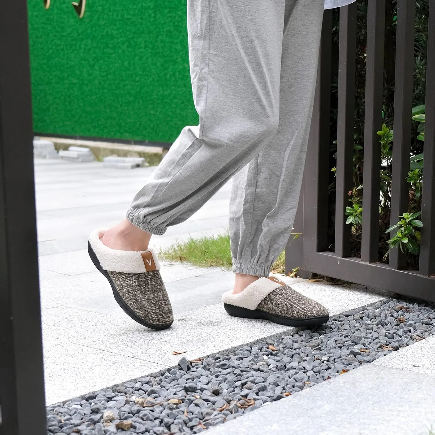 Parlovable Women Indoor Bedroom Slippers, Memory Foam House Shoe, Gifts for Ladies Cozy Wool-like Anti-Skid Rubber Sole