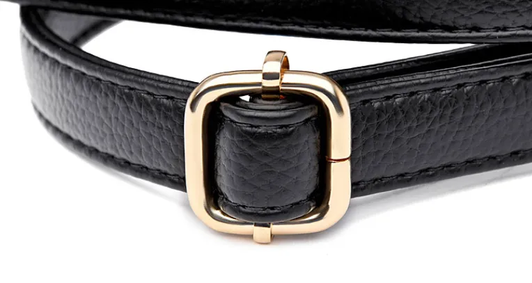 Small Diamond Stitched Leather Crossbody Bag