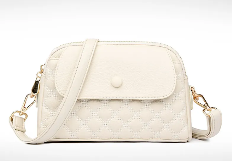 Small Diamond Stitched Leather Crossbody Bag