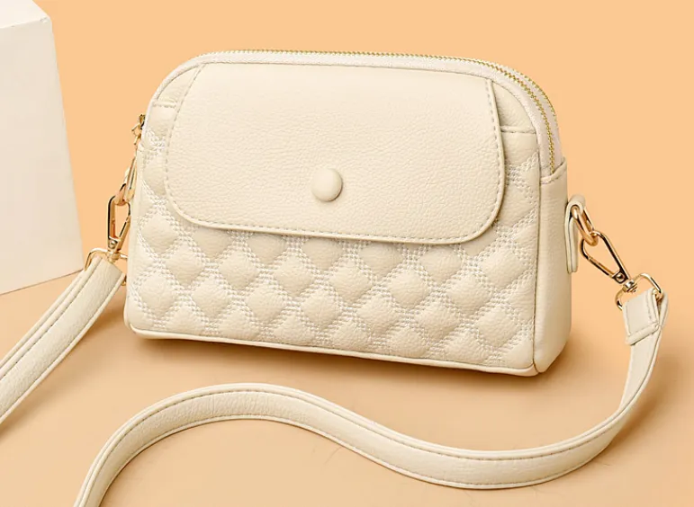 Small Diamond Stitched Leather Crossbody Bag