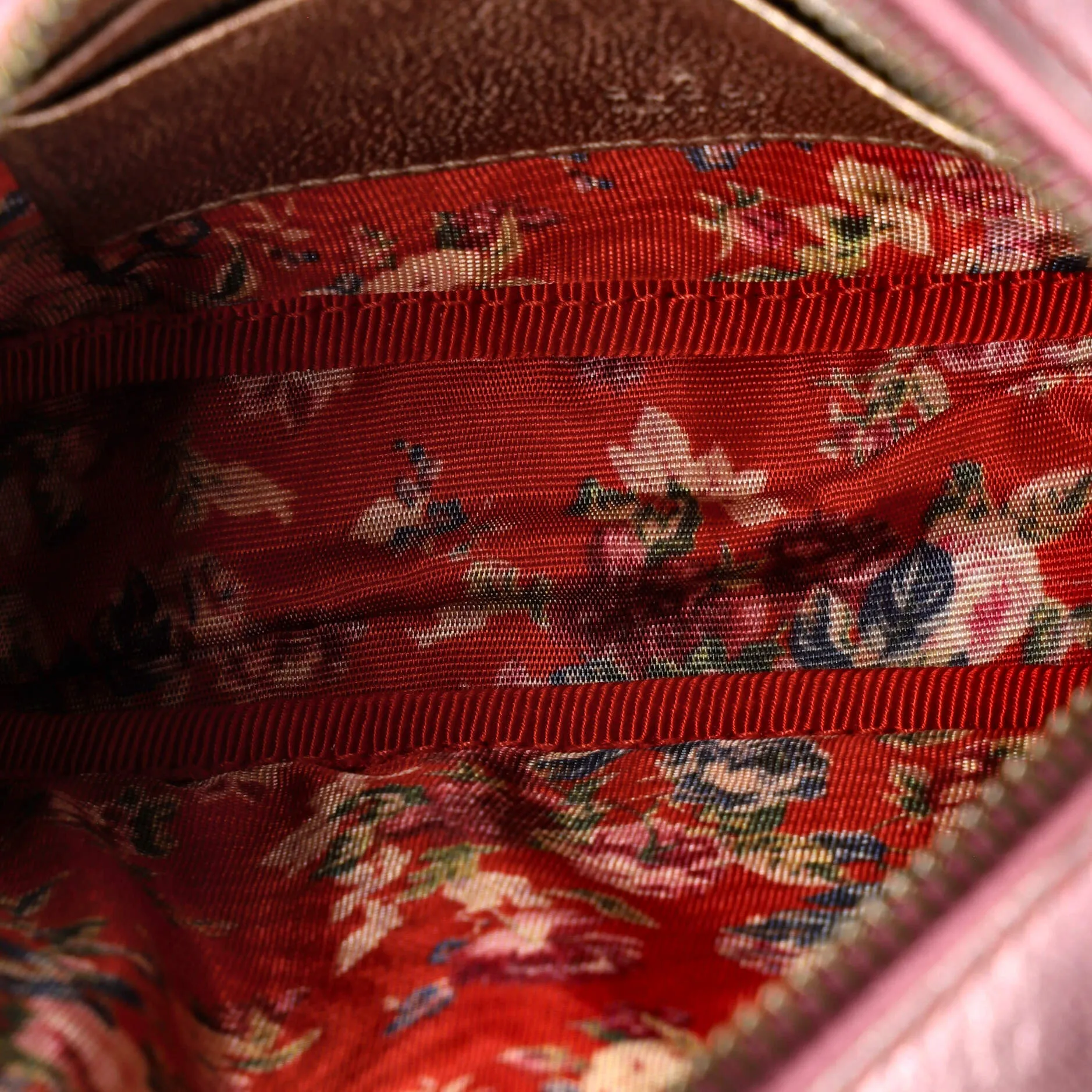 Trapuntata Camera Shoulder Bag Quilted Laminated Leather Mini