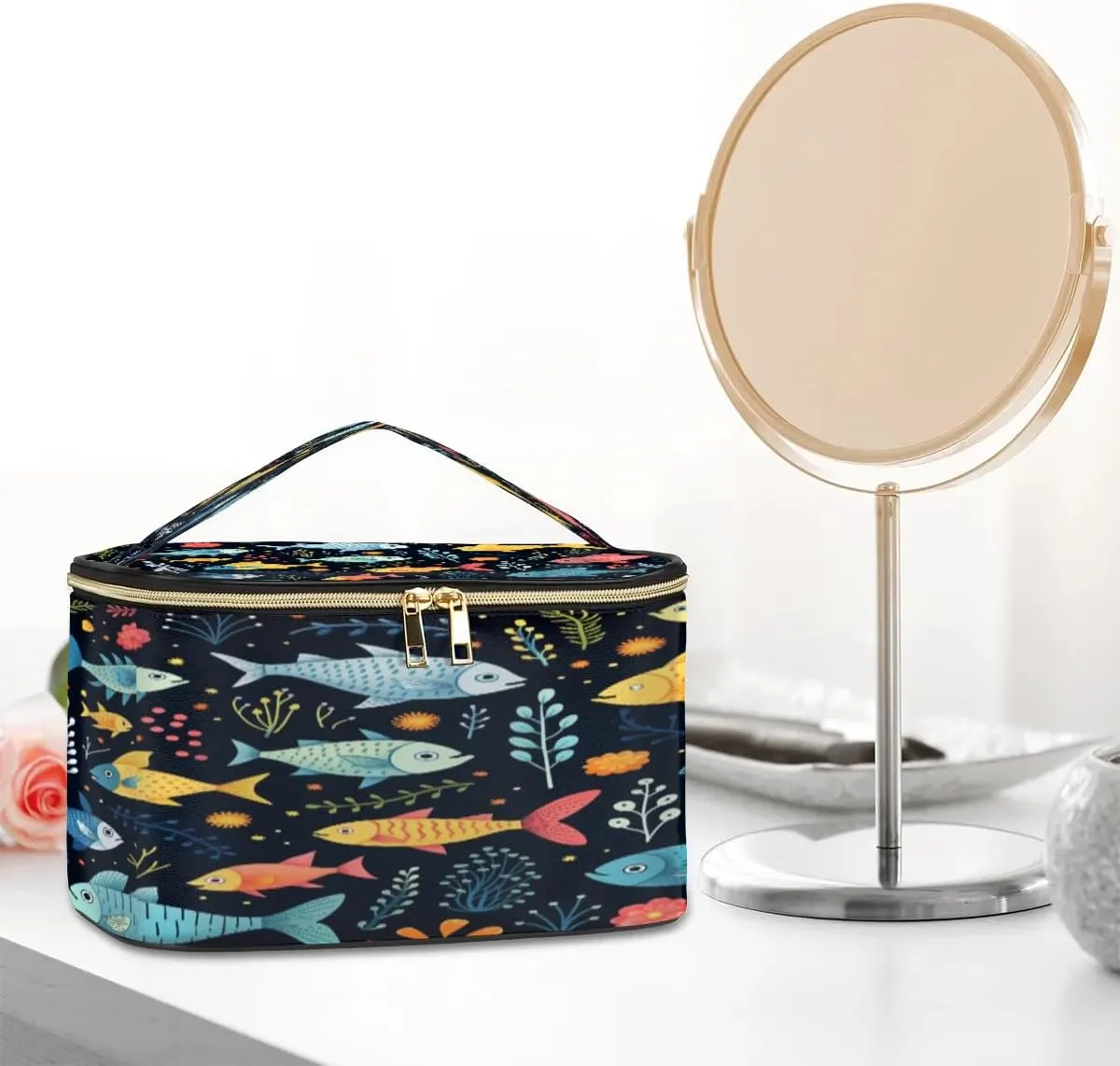 Travel Makeup Bag Cartoon Fishes Print PU Large Capacity Cosmetic Bag for Women Portable Cosmetic Bag with Handle for Girls Wedding Makeup Brushes