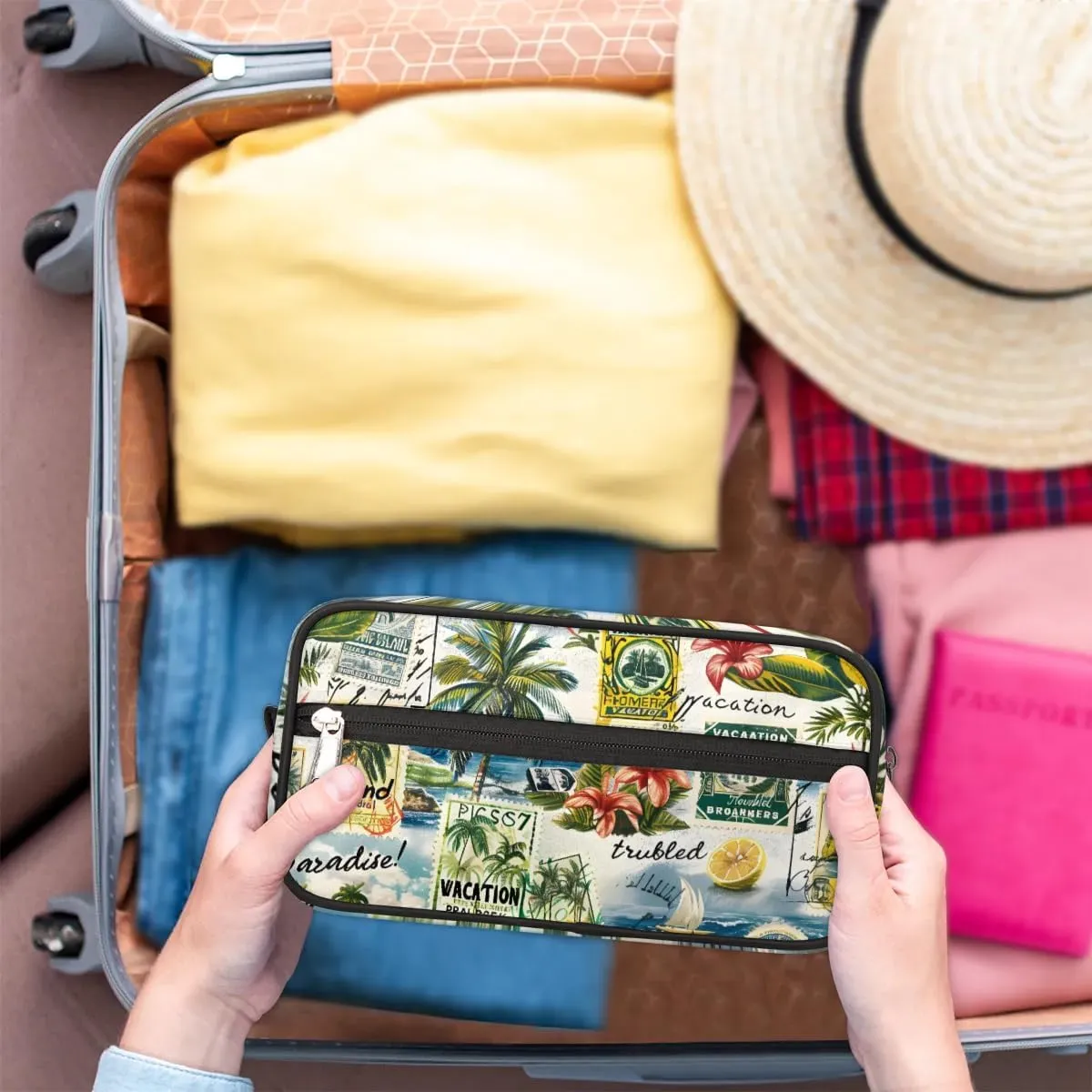 Travel Toiletry Bag for Women Men Palm Trees Lemon Flower Hanging Cosmetic Bag Waterproof Makeup Bag for Shaving Makeup Toothbrush & Travel Essentials