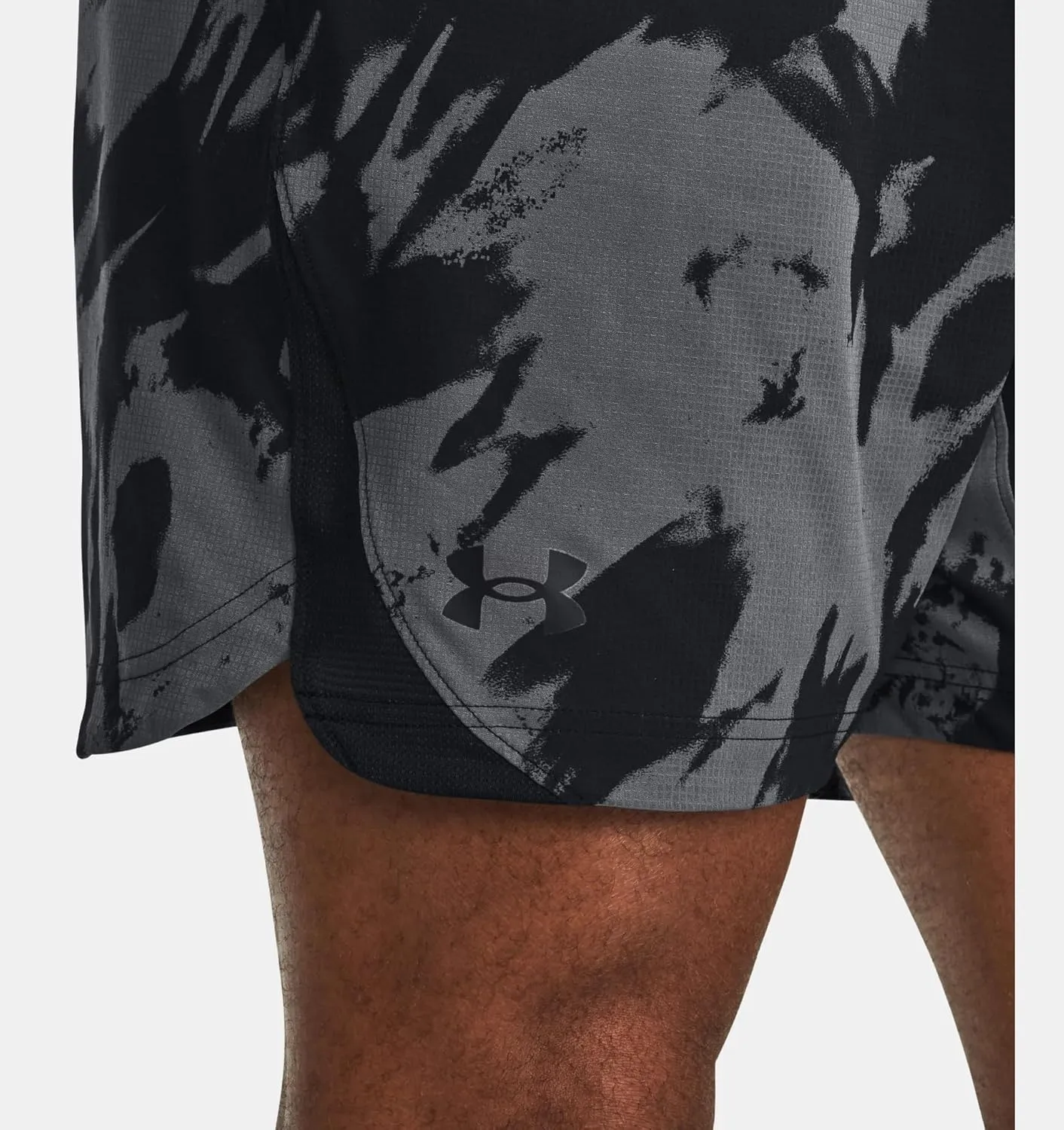 Under Armour Men's UA Elevated Woven Printed Shorts 1382109