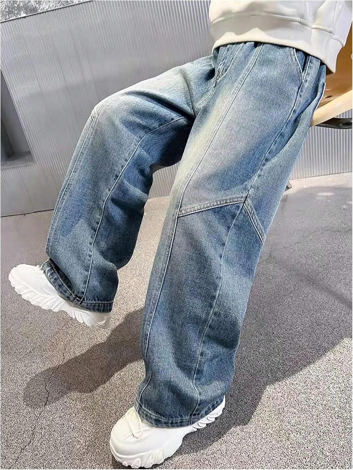Verdusa Boy's Baggy Straight Leg Denim Pants Loose Vintage Cargo Jeans with Pockets