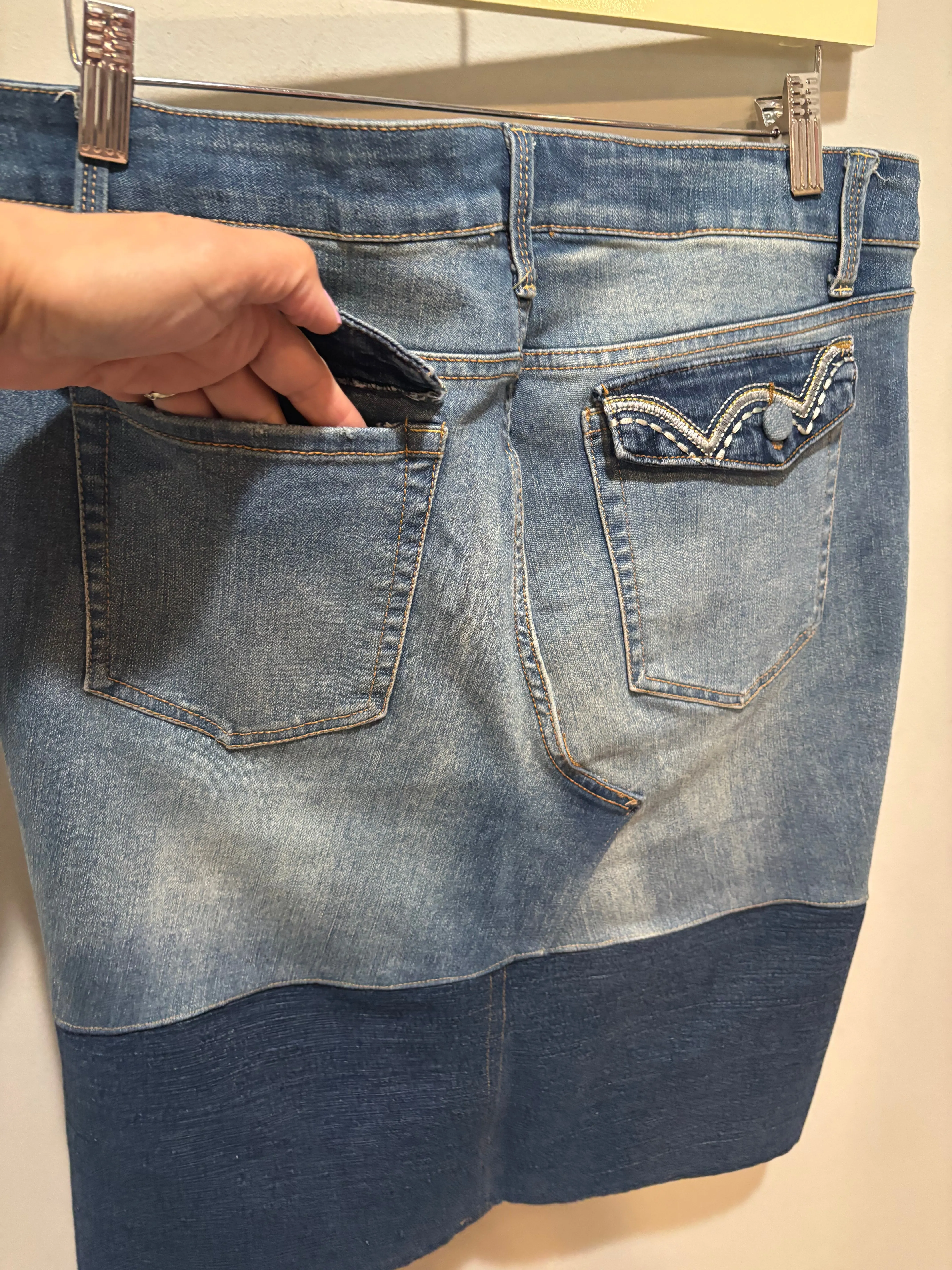 Vintage Faded Glory Medium Wash Denim Skirt