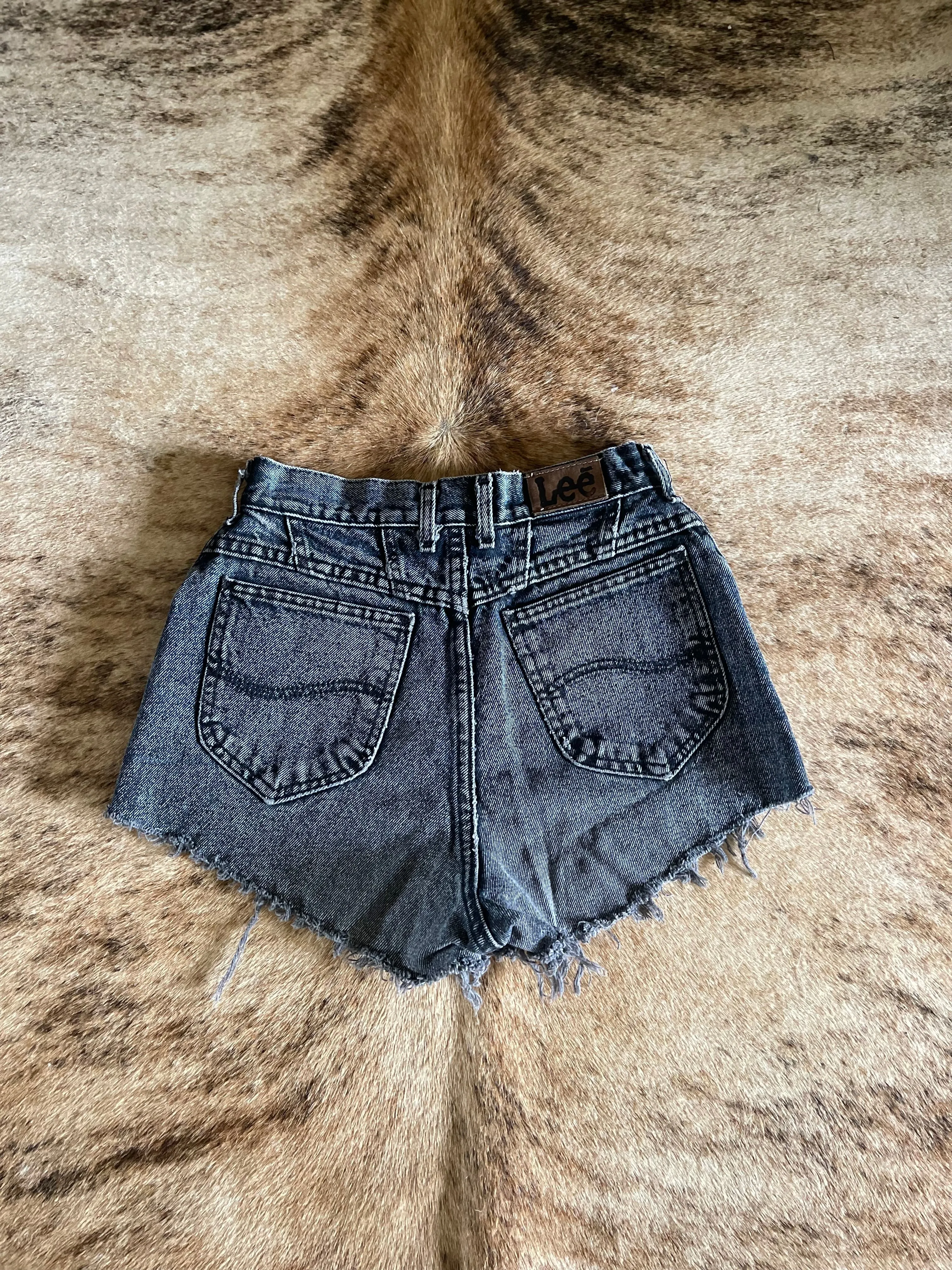 Vintage Lee Shorts (24/25”)