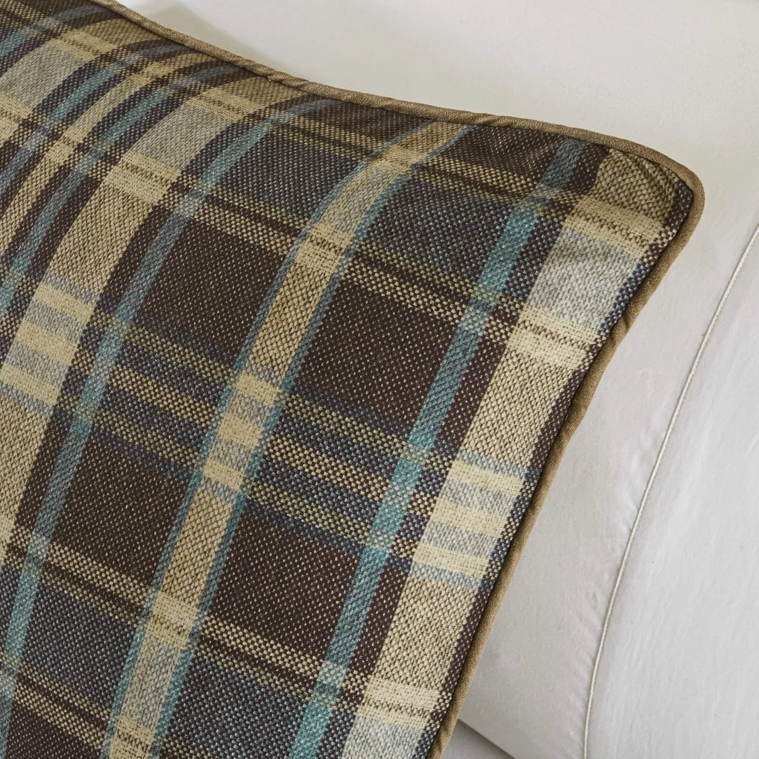 Woolrich Rustic Lodge Cabin Comforter Set - All Season Down Alternative Warm Bedding Layer and Matching Shams, Oversized Queen, Hadley Plaid, Multi