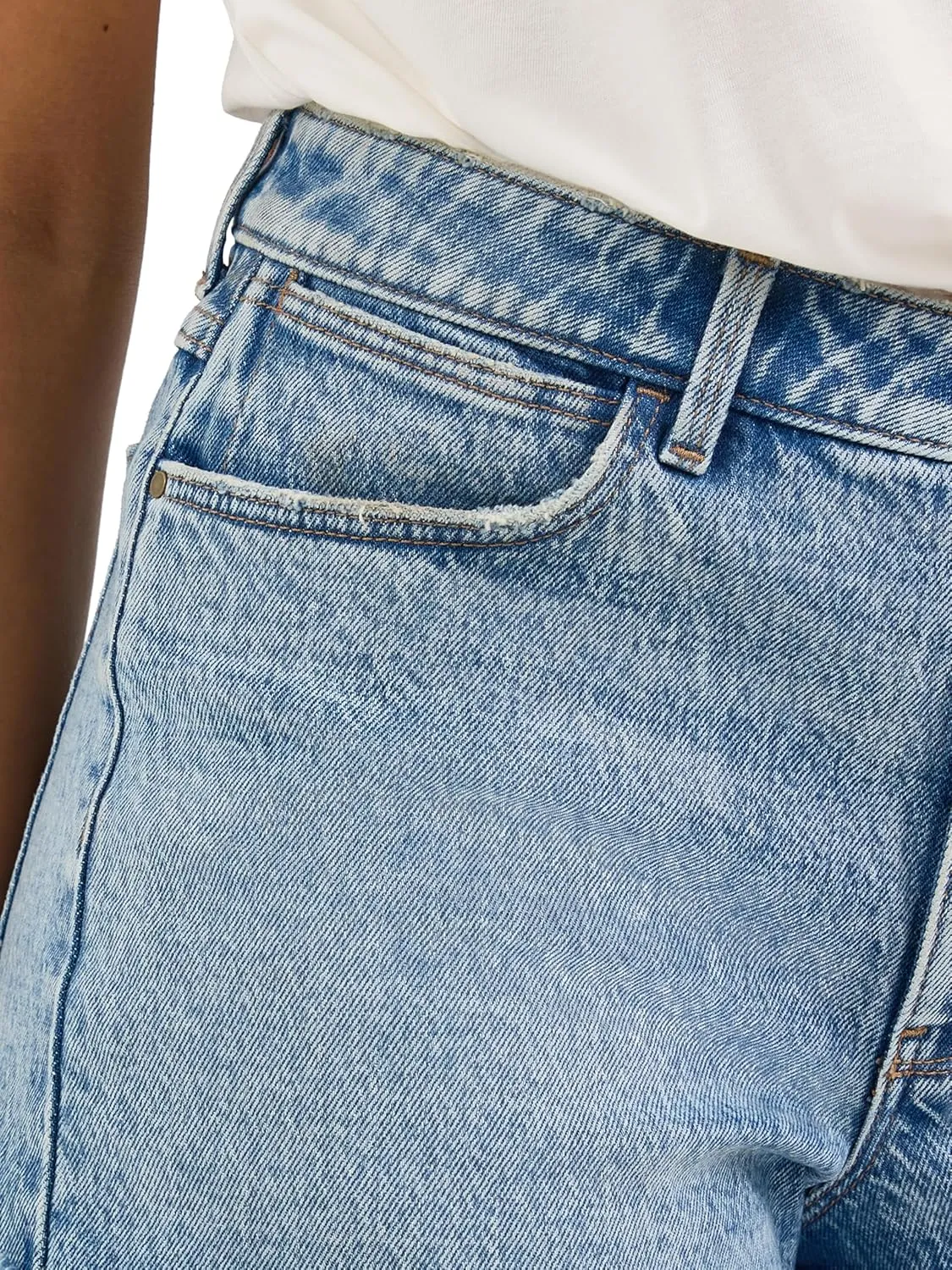 Wrangler Women's Mid-Rise Vintage Denim Short