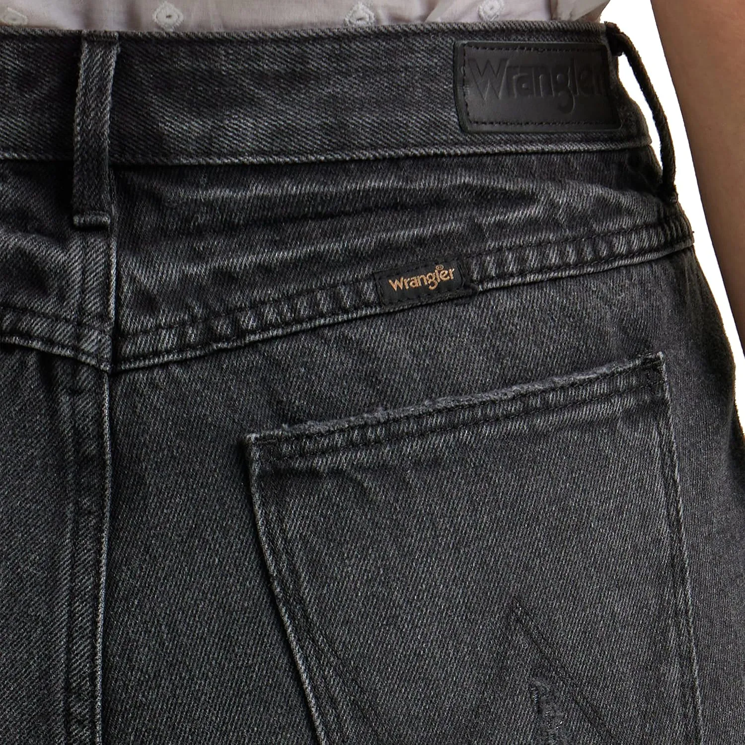 Wrangler Women's Mid-Rise Vintage Denim Short