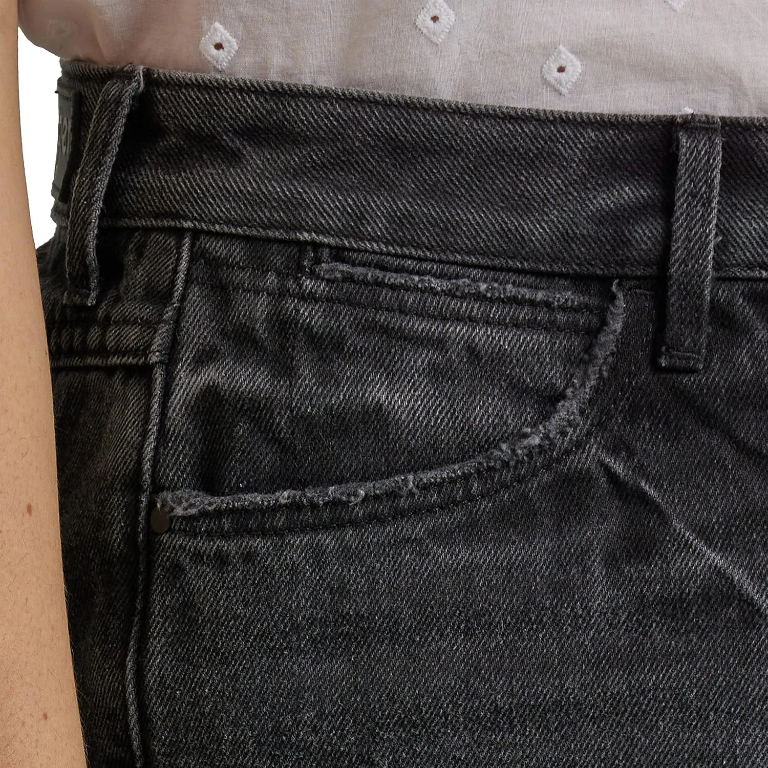 Wrangler Women's Mid-Rise Vintage Denim Short