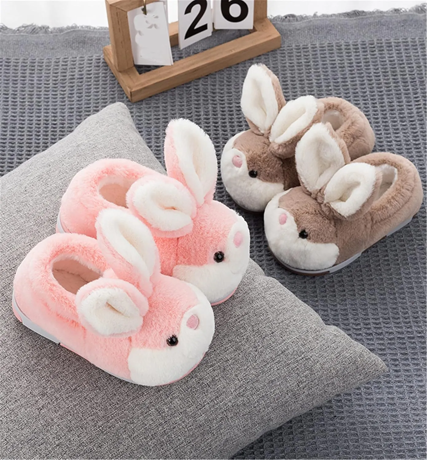 YILANLAN Women's Cute Bunny Animals Slippers Interesting Comfortable Furry Slippers Soft Plush Winter season Keep warm Home Slippers